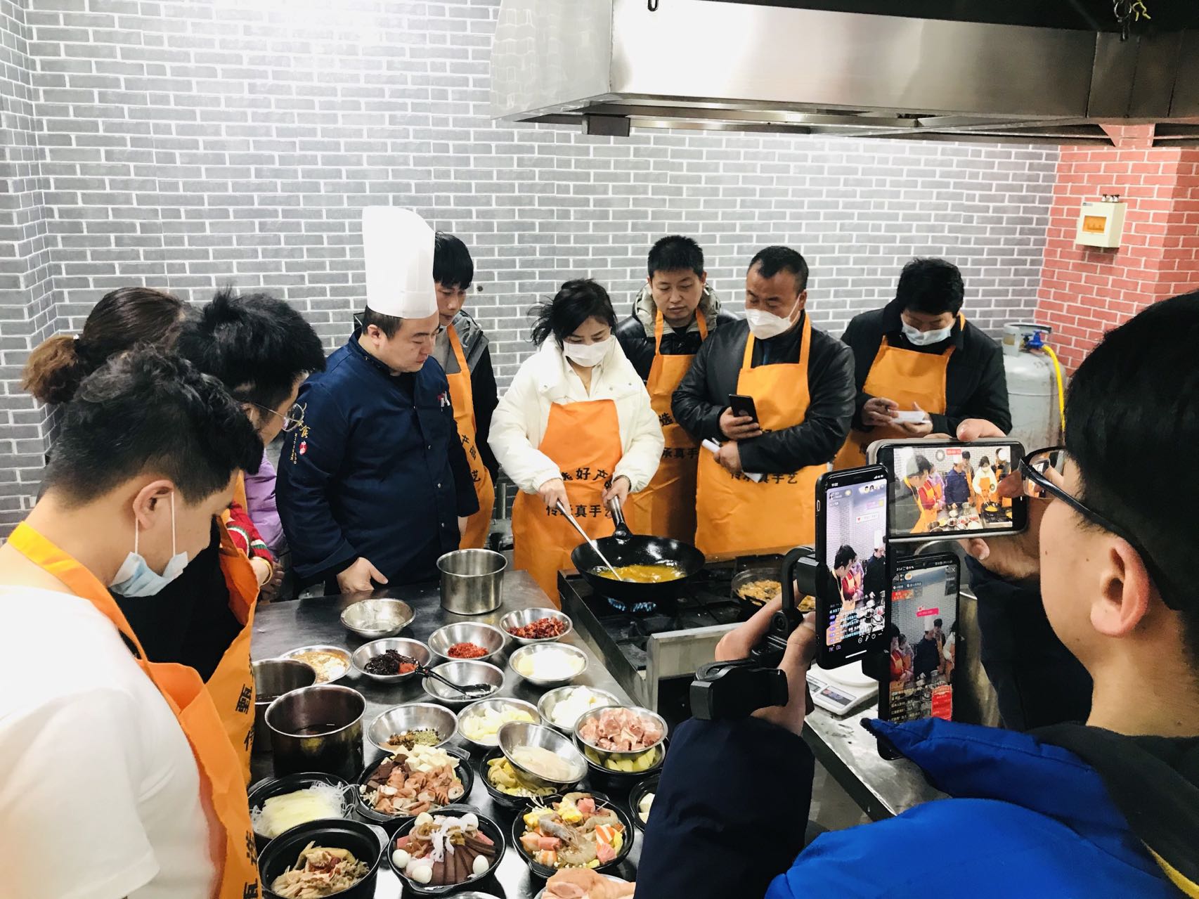 今日榜一小地鍋，學(xué)習(xí)人數(shù)超30組！(圖1)