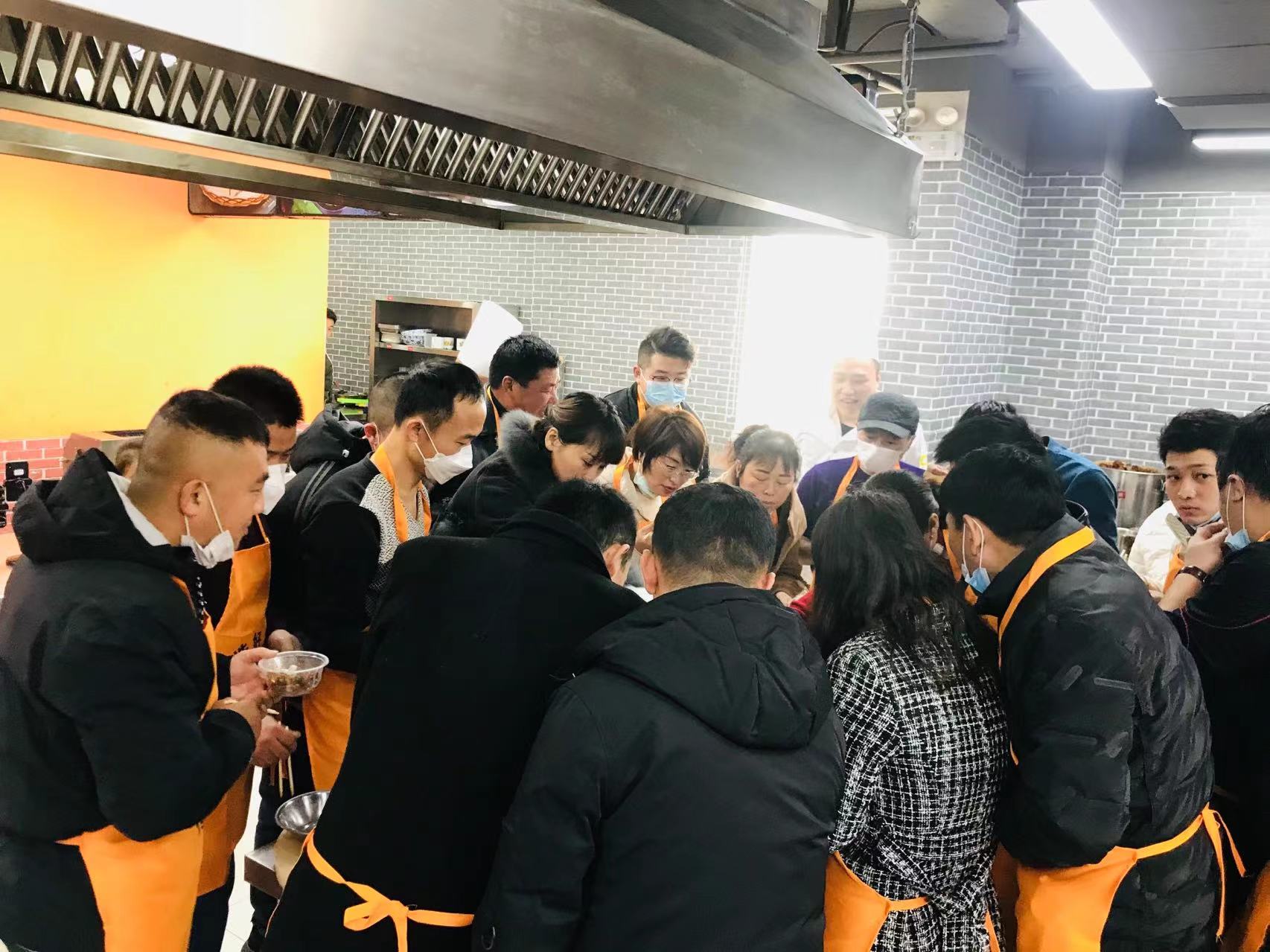 今日榜一小地鍋，學(xué)習(xí)人數(shù)超30組！(圖3)