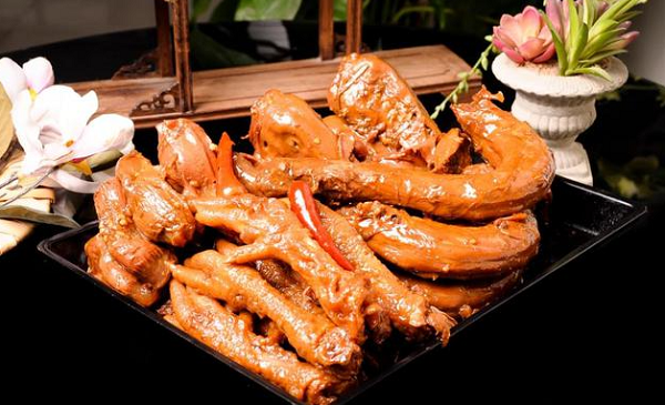 揭秘小吃培訓(xùn)機(jī)構(gòu)前十強(qiáng)，廚仟藝脫穎而出！