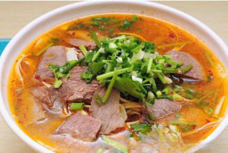 最正宗的淮南牛肉湯到哪里學(xué)？ 在廚仟藝兩天內(nèi)輕松掌握！(圖1)