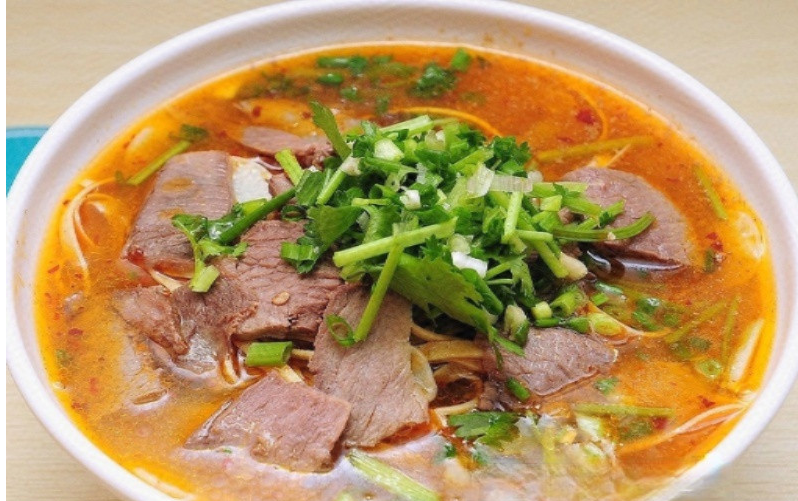 淮南牛肉湯培訓(xùn)學校哪家好？ 廚仟藝打造正宗美味！(圖1)