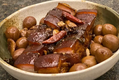 學(xué)鹵肉大概需要多少錢？鹵肉培訓(xùn)學(xué)費(fèi)多少錢(圖1)