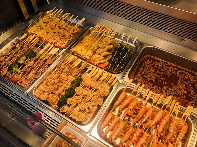 冷熱串串?dāng)[攤怎么樣？小本生意，大把賺錢！