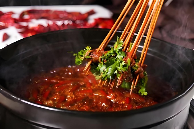 串串香的利潤(rùn)有多大？小串串里的大財(cái)富(圖1)
