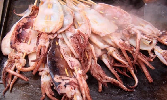 鐵板魷魚：熱門小吃背后的驚人利潤與無限商機(jī)解析(圖2)
