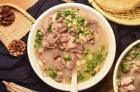 單縣羊肉湯學費多少錢？創(chuàng)業(yè)開店成本低，機會不容錯過！(圖3)