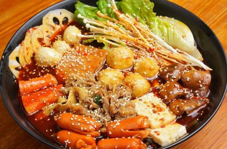 麻辣燙在哪學(xué)好？想學(xué)麻辣燙？靠譜的培訓(xùn)地點(diǎn)推薦，讓你輕松開店！(圖2)