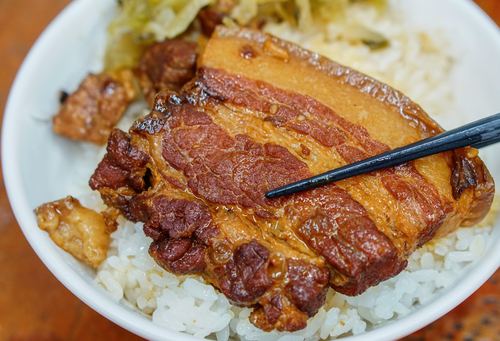 創(chuàng)業(yè)選擇多，學習甏肉米飯怎么樣？掌握核心技術，輕松上手！(圖3)