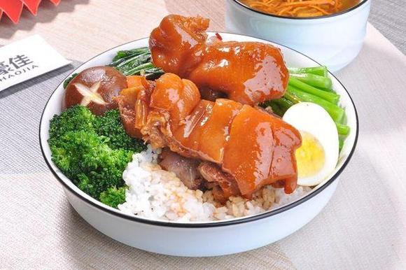 為什么創(chuàng)業(yè)選豬腳飯？低成本高利潤，手把手教你快速上手！(圖2)