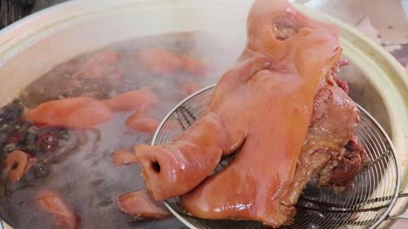 想開鹵味店？學(xué)習(xí)鹵豬頭肉，輕松抓住食客胃！開店盈利有秘訣！(圖3)