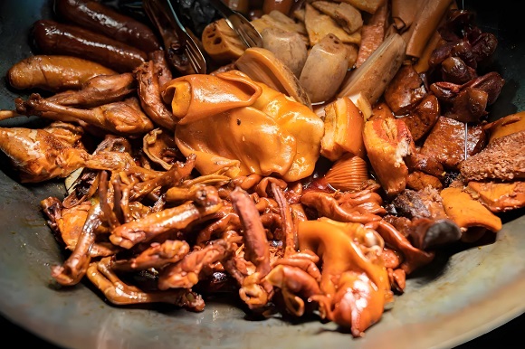 想學(xué)鹵肉技術(shù)？鹵肉技術(shù)培訓(xùn)哪家強(qiáng)？創(chuàng)業(yè)者推薦，手把手帶你開店！(圖3)