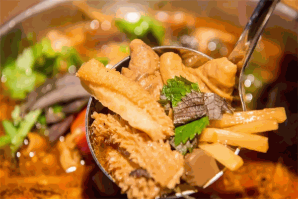 哪里能學(xué)到正宗牛雜？想學(xué)正宗牛雜的做法？選對(duì)地方很重要！(圖3)