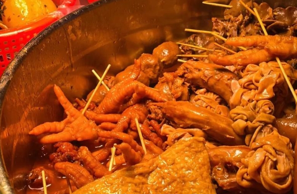 學(xué)做一元一串鹵味？一元一串鹵味配方教學(xué)，不加盟也能學(xué)！(圖2)