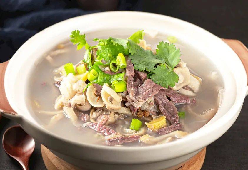羊肉湯做法全揭秘，掌握核心技巧，品味濃郁鮮香(圖3)