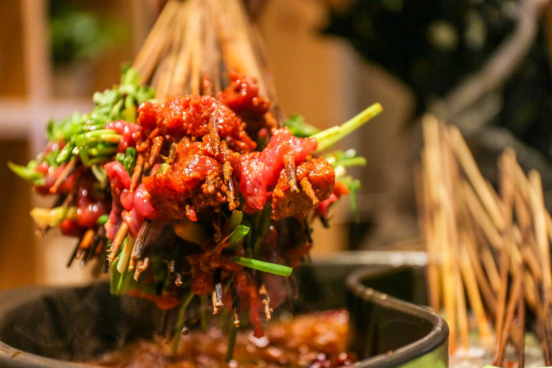 山東哪個學校學餐飲好？全面解析面食、鹵菜鹵肉與牛肉卷餅培訓！(圖3)