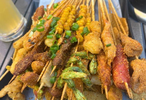 炸串生意現(xiàn)在好做嗎？餐飲創(chuàng)業(yè)的黃金機(jī)會(huì)？