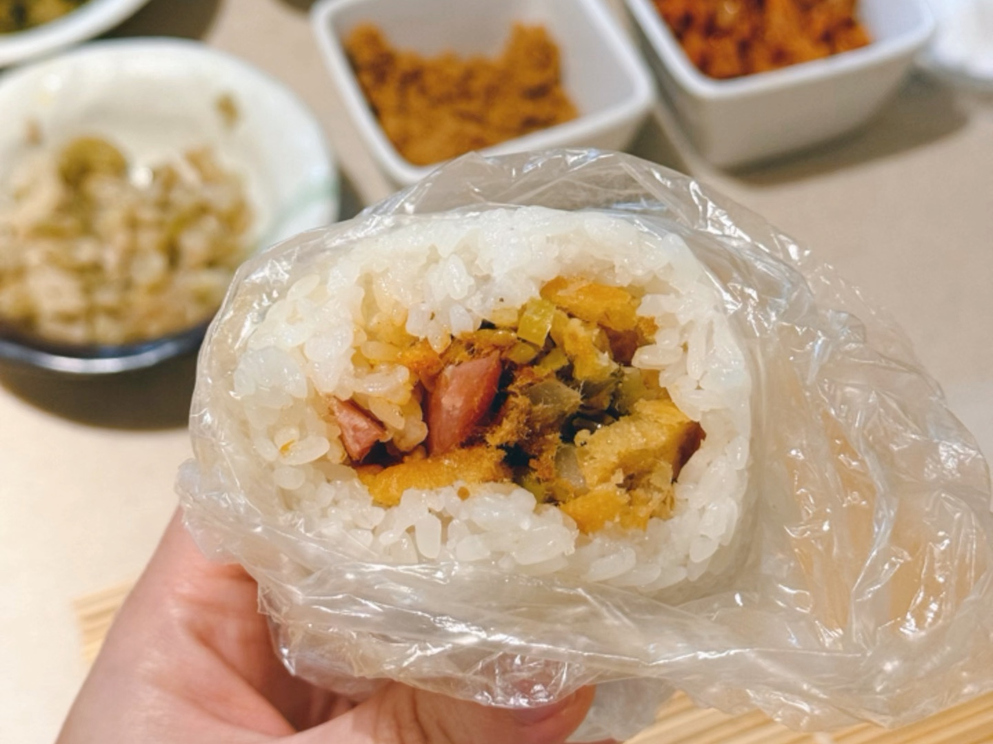 飯團(tuán)怎么做的？方法簡(jiǎn)單，做好這些更好賣！(圖2)