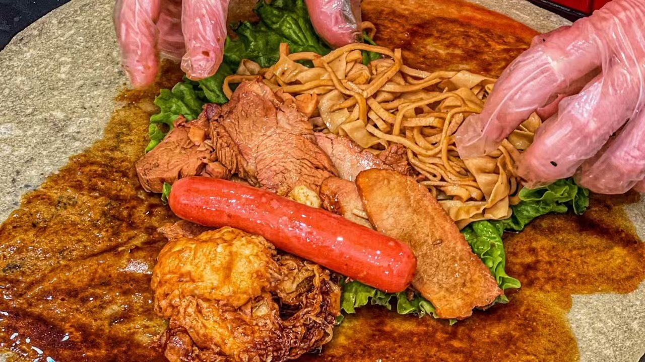 鹵肉卷餅是哪里的小吃？學(xué)會(huì)正宗工藝，天天爆賣賺錢！(圖3)