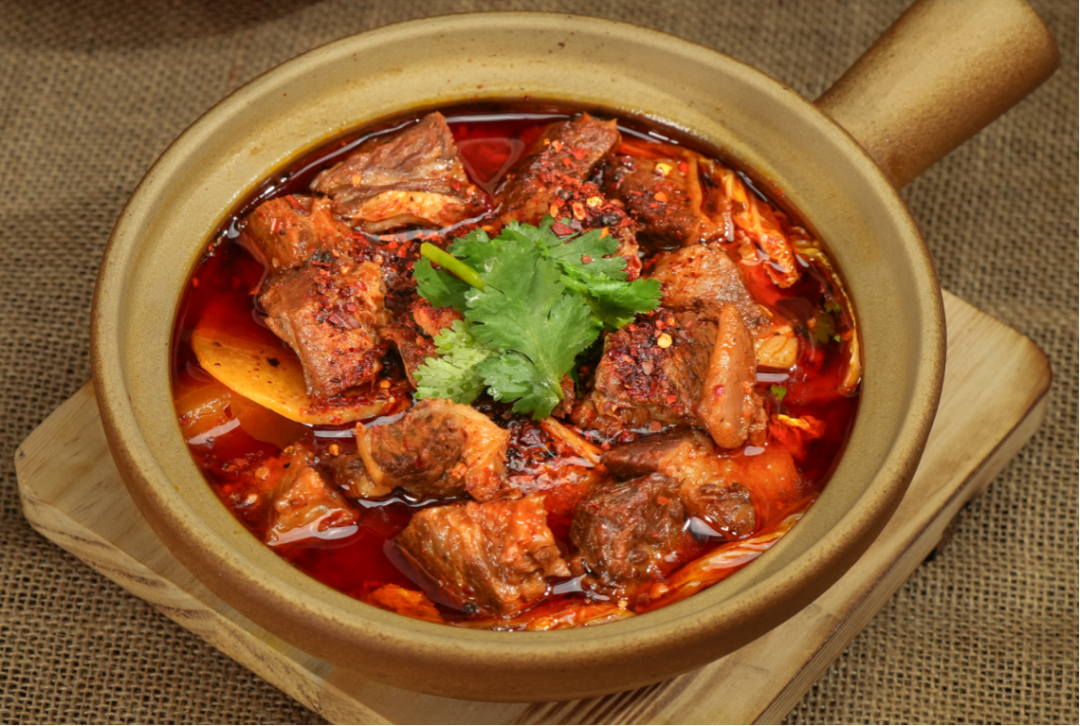 砂鍋菜的做法復(fù)雜嗎？掌握技巧，擺攤開(kāi)店都能火！(圖2)
