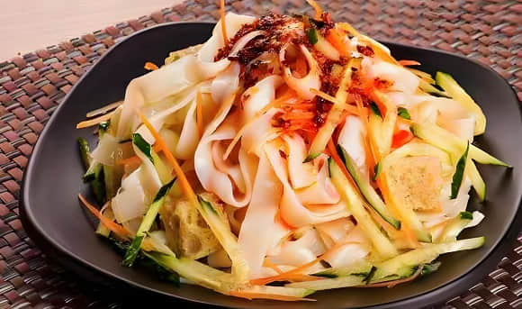 揭秘！想學(xué)涼皮怎么做？學(xué)涼皮培訓(xùn)哪家好？