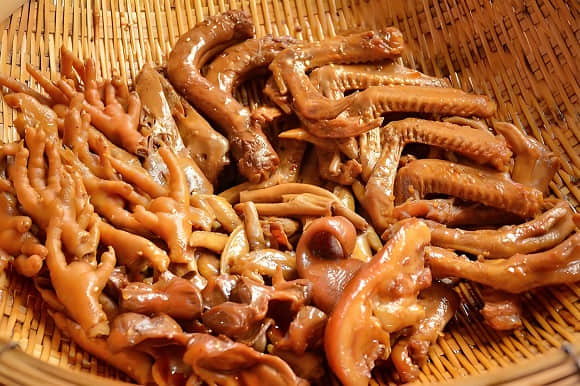 辣鹵鴨貨全解析！創(chuàng)業(yè)新選擇，辣鹵美味不容錯(cuò)過(guò)！(圖1)